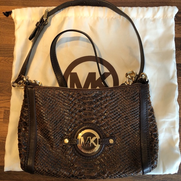 MICHAEL KORS EMBOSSED LEATHER SHOULDER BAG - Picture 2 of 8